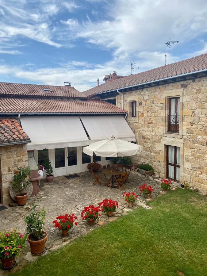 Villamonico Penasalve Bed & Breakfast エクステリア 写真